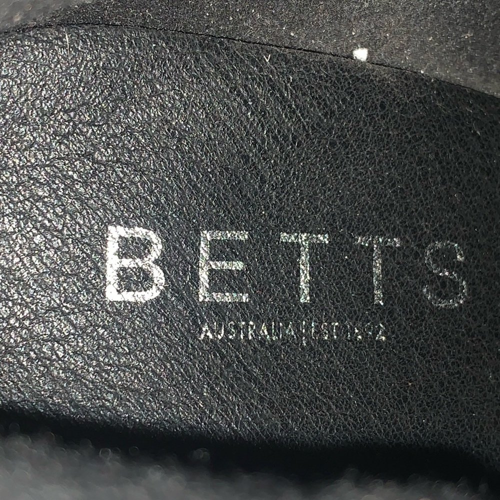 BETTS   Black Ankle Boots 2 Buckles Zip-up  6.5 cm Heel Sz 8 Faux Patent & Laces - Picture 11 of 12